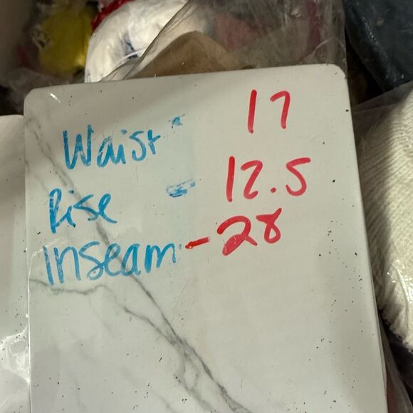 Chico’s Travelers Women’s 3 Black Slinky Stretchy Pants - Picture 4 of 4